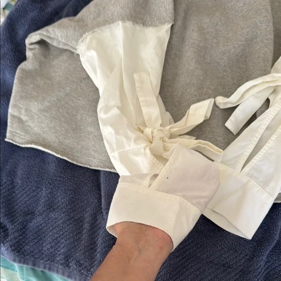 Gray and White Long Sleeve Top - Picture 4 of 5